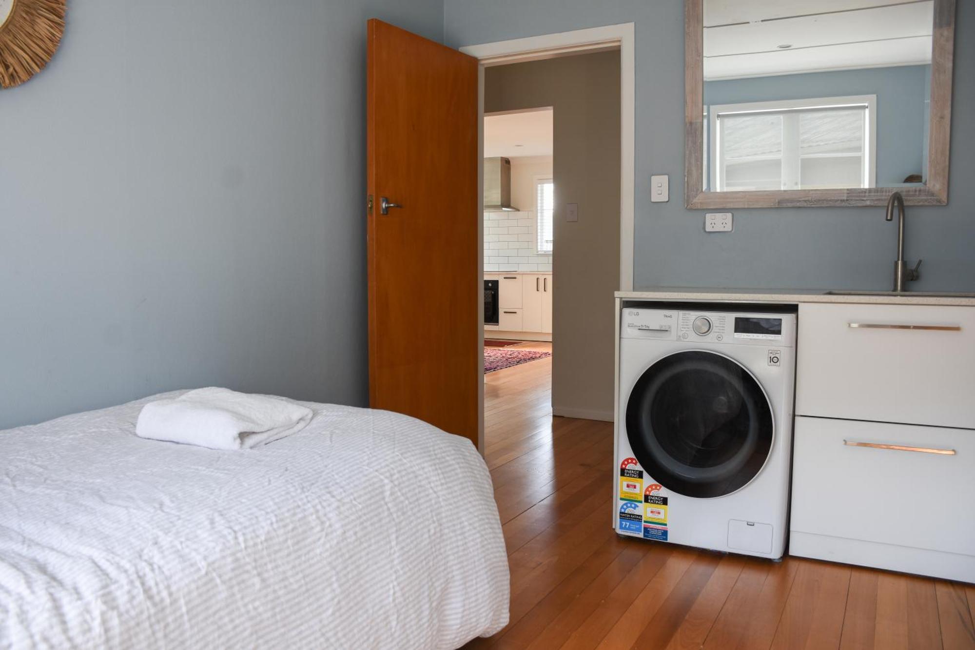 Beautiful Home With Short Stroll To Havelock Village Havelock North Luaran gambar