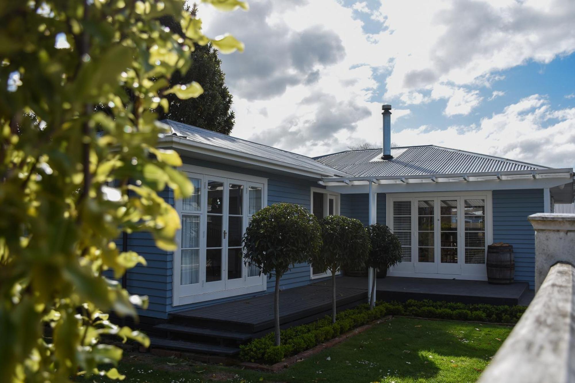Beautiful Home With Short Stroll To Havelock Village Havelock North Luaran gambar
